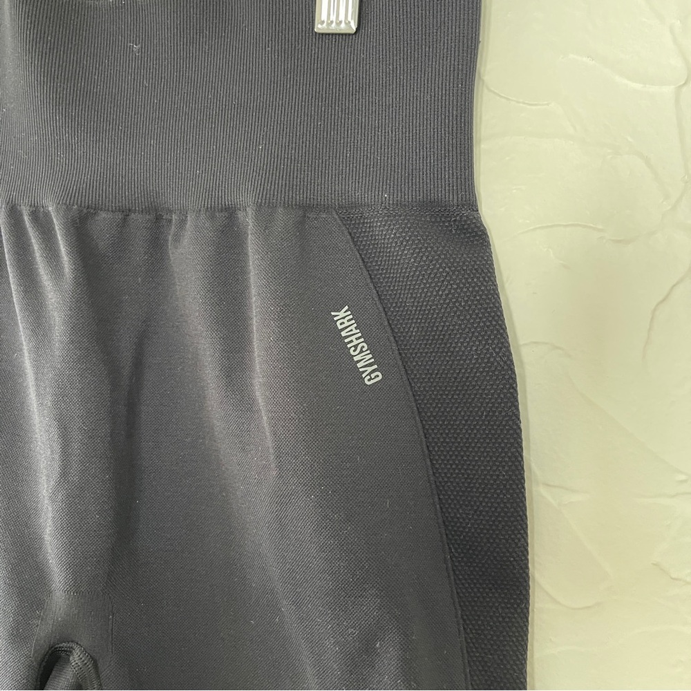 Gymshark Flex Seamless Cycling Shorts. Black. Size Large - Picture 3 of 6